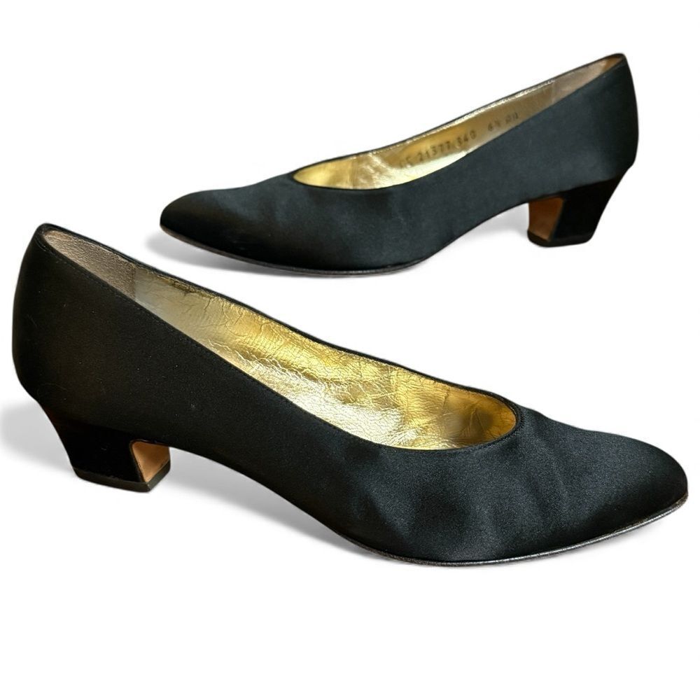 Vintage Salvatore Ferragamo Black Satin Heels Size 6.5 AA